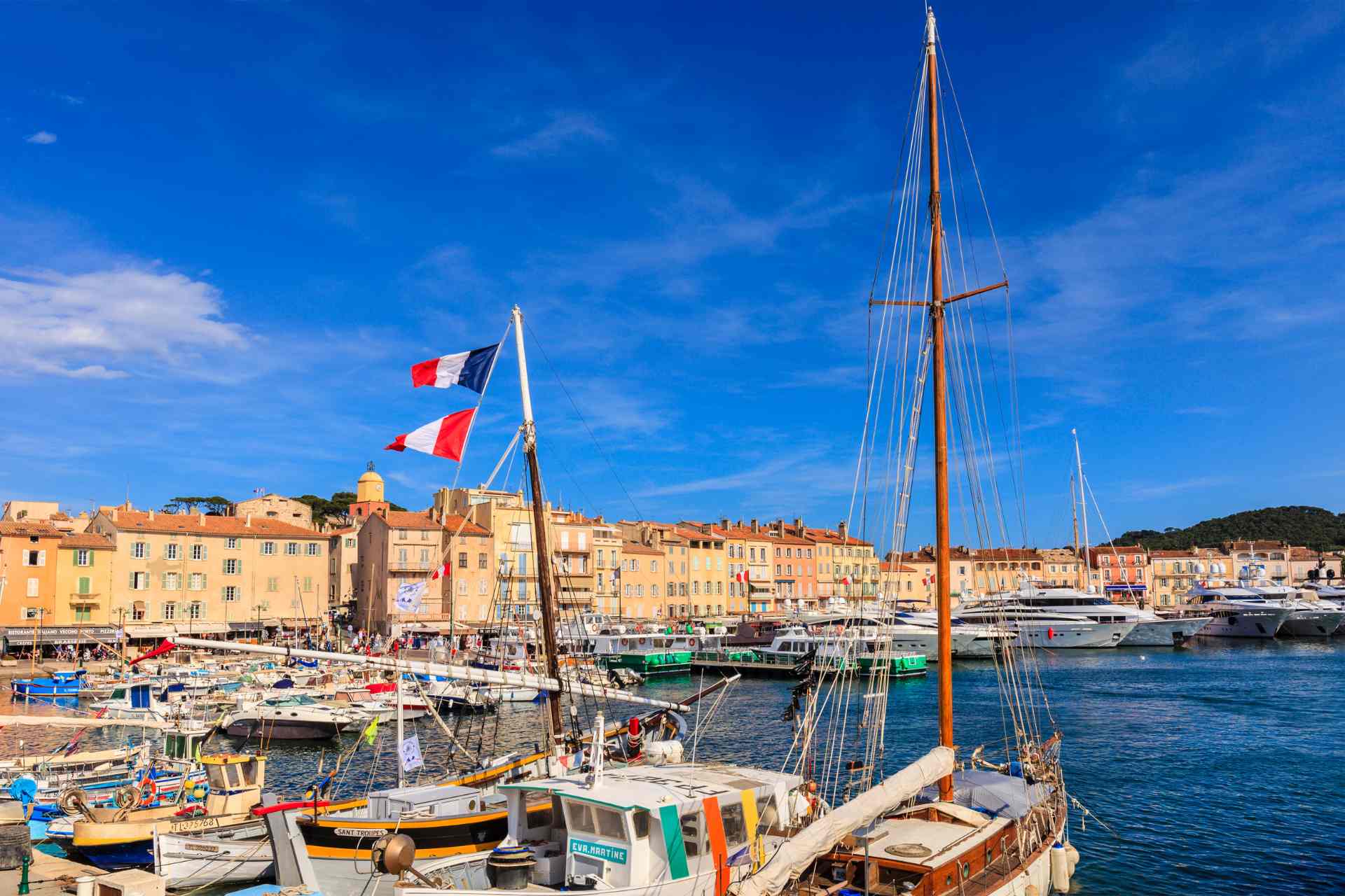 "Sell Your Yacht in France with EYB