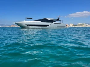 RIVA FOLGORE 88 ROCKET