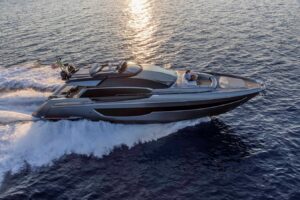 RIVA 76 PERSEO SUPER MIKU