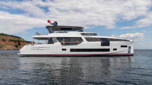 SIREN YACHTS 88 HELIOPHILIA