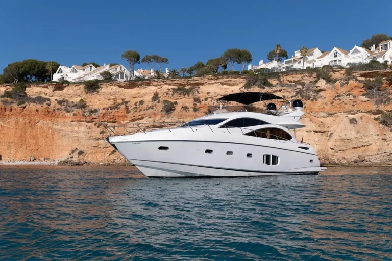 SUNSEEKER MANHATTAN 70 SPUR OF THE MOMENT