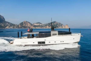 ARCADIA A85 MILU