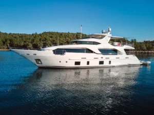 BENETTI DELFINO 93 OCEAN DRIVE