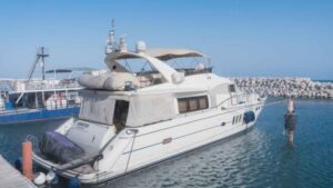 Princess 82 for sale 2004 - photo 2