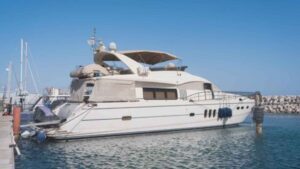 Princess 82 for sale 2004 - photo 3