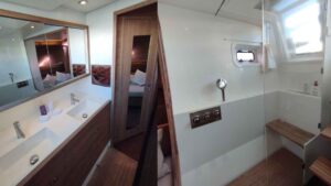 Lagoon 620 for sale 2012 - photo 19