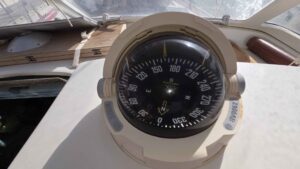 Beneteau Oceanis Clipper 42 CC for sale 2004 - photo 23