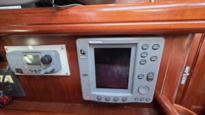 Beneteau Oceanis Clipper 42 CC for sale 2004 - photo 33