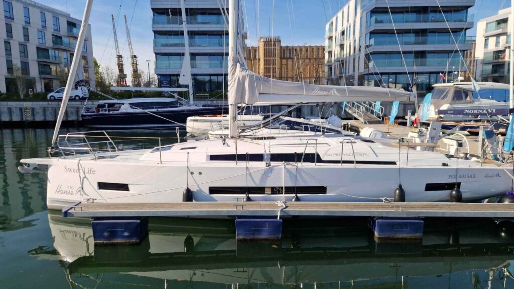 Hanse 410