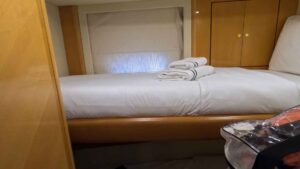 Altamar 64 For Sale 2006 - photo 11