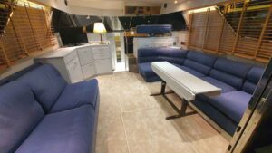 Fairline Squadron 50 Fly For Sale 1990 - photo 10