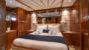 Falcon 86 For Sale 2006 - photo 12