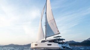 Fountaine Pajot Astrea 42