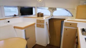 Lagoon 380 For Sale 2011 - photo 10