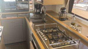 Lagoon 560 S2 For Sale 2014 - photo 12
