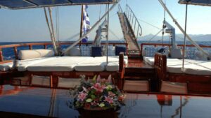 Wooden Motor Sailer 38 Meters for Sale 2000 - photo 9