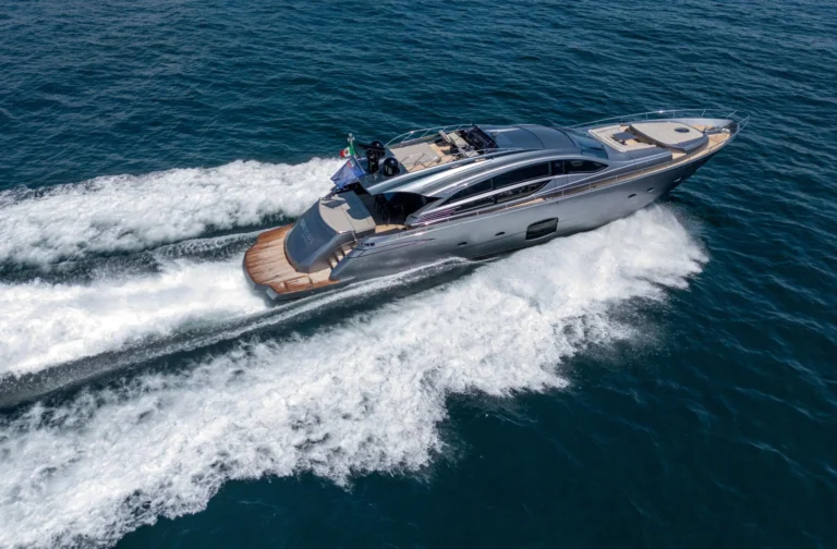 PERSHING YACHTS PRINCIPESSA CAPPRICCIOSA
