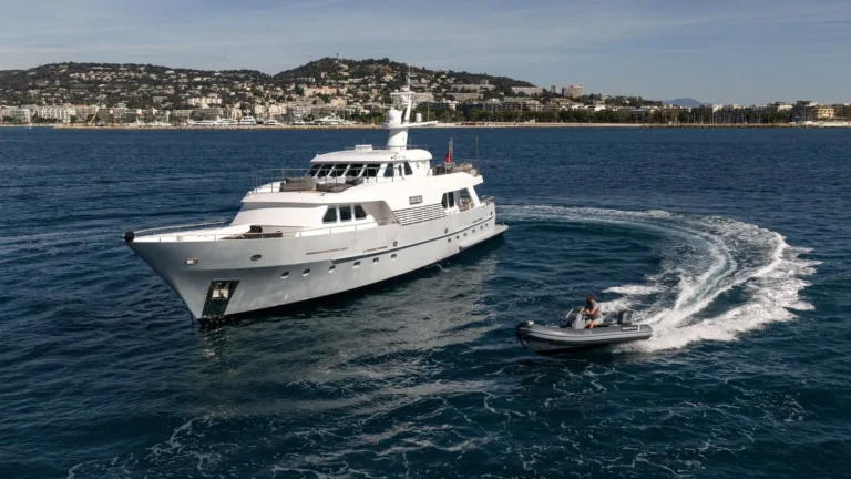 LYNX YACHTS HELIAD III