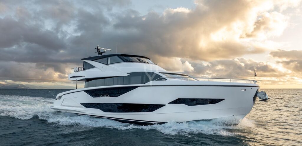 SUNSEKER 90 OCEAN ENCLOSED AURELIUS
