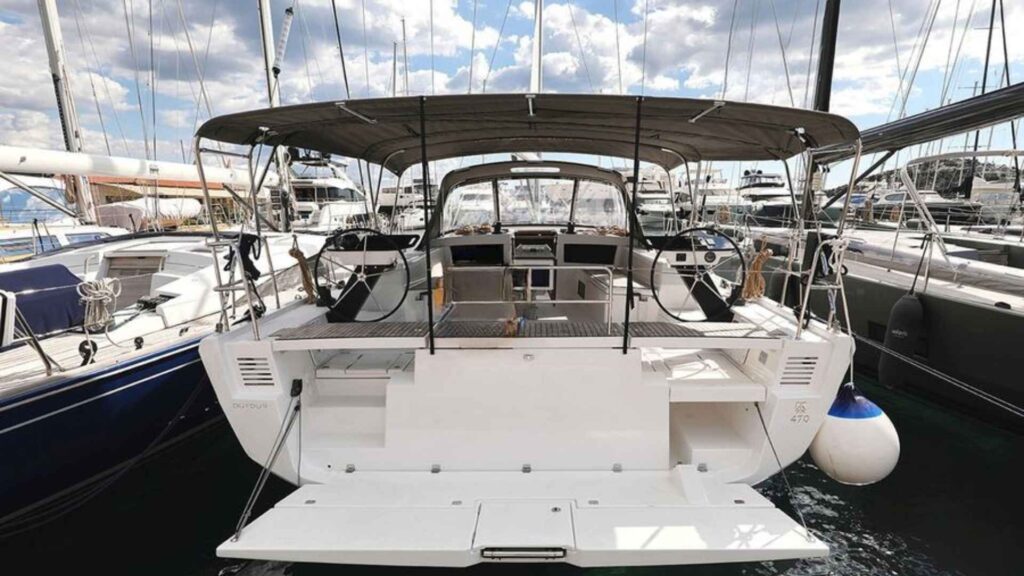 Dufour 470