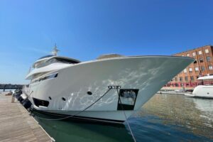 ESTELLA III