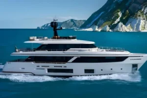 CUSTOM LINE NAVETTA 30 CUSTOMLINE