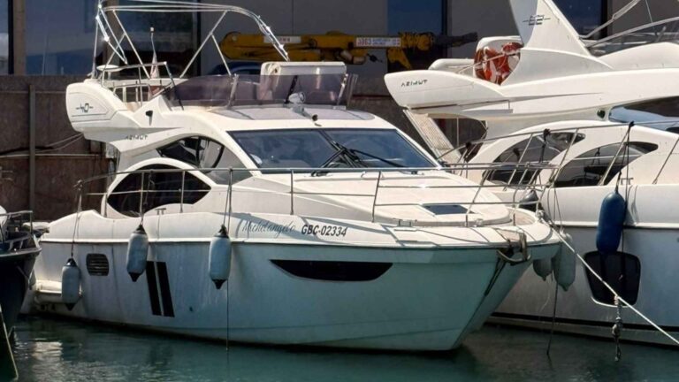 Azimut 40