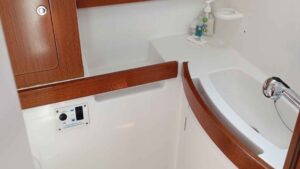 Beneteau Oceanis 43.3 For Sale 2011 - photo 9