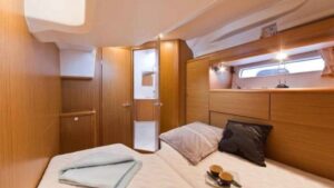 Jeanneau 53 2011 For Sale - photo 8