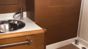 Jeanneau Sun Odyssey 419 For Sale 2018 - photo 9