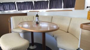 Lagoon 380 S2 For Sale 2008 - photo 5