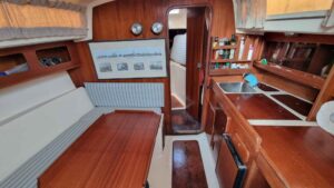 Vagabond 33 Ketch For Sale 1980 - photo 12
