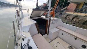 Vagabond 33 Ketch For Sale 1980 - photo 9