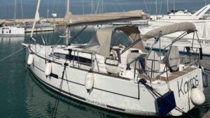 Dufour 360