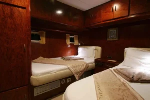 2001 27 m custom ketch for sale, lying Athens - photo 20