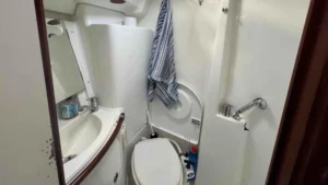 2003 Beneteau Oceanis Clipper 423 for sale, lying Valencia - photo 20