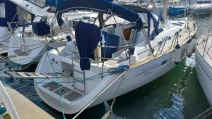 2003 Beneteau Oceanis Clipper 423 for sale, lying Valencia - photo 4