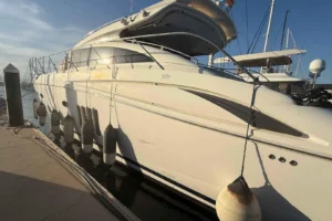 2010 Princess 62 for sale, lying Valencia - photo 3