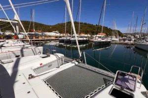 2018 Lagoon 42 for sale, lying Olbia - photo 6