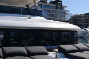 2020 Lagoon 630 Motor Yacht for sale, lying Tivat - photo 8