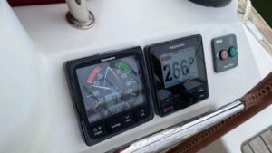 Jeanneau Sun Odyssey 42 DS for sale 2012 - photo 12