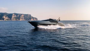 RIVA FOLGORE MAYAR