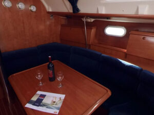 2000 Sun Odyssey 40 sailing yacht for sale - photo 3