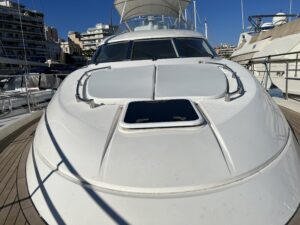 2001 Fairline Squadron 52 motor yacht for sale - photo 24
