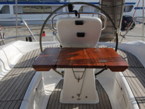 2003 Bavaria 36 sailing yacht for sale - Cockpit table