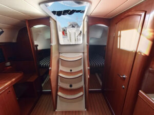 2003 Oceanis 411 sailing yacht for sale - photo 5