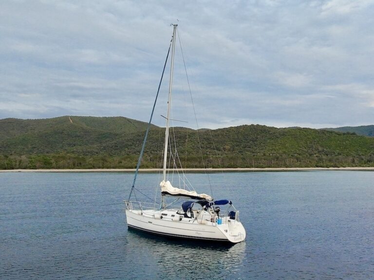 Oceanis Oceanis 323