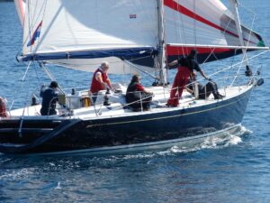 2005 Grand Soleil 43 sailing yacht for sale - photo 7