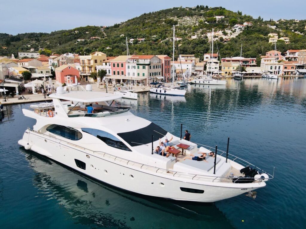 Azimut Azimut 85F