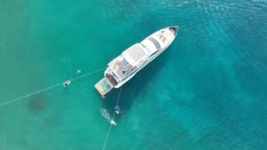 2007 Azimut 85F motor yacht for sale - photo 3